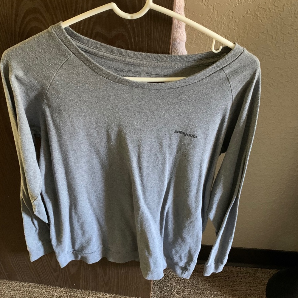 Like new Patagonia long sleeve